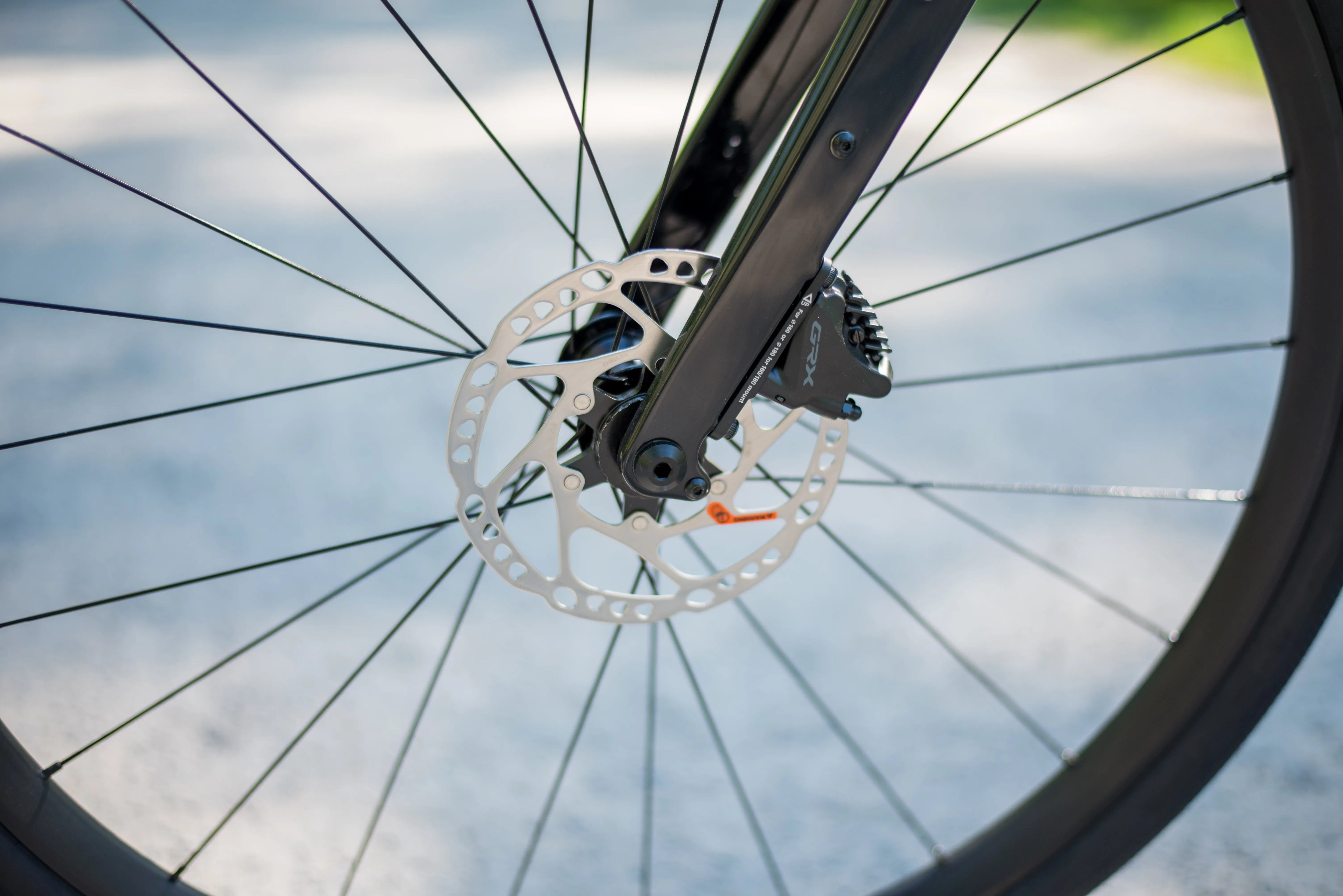JUST BIKES JB04 GRAVEL BIKE MIT SHIMANO GRX-610/820 1x12 oder 2x12 Schwarz