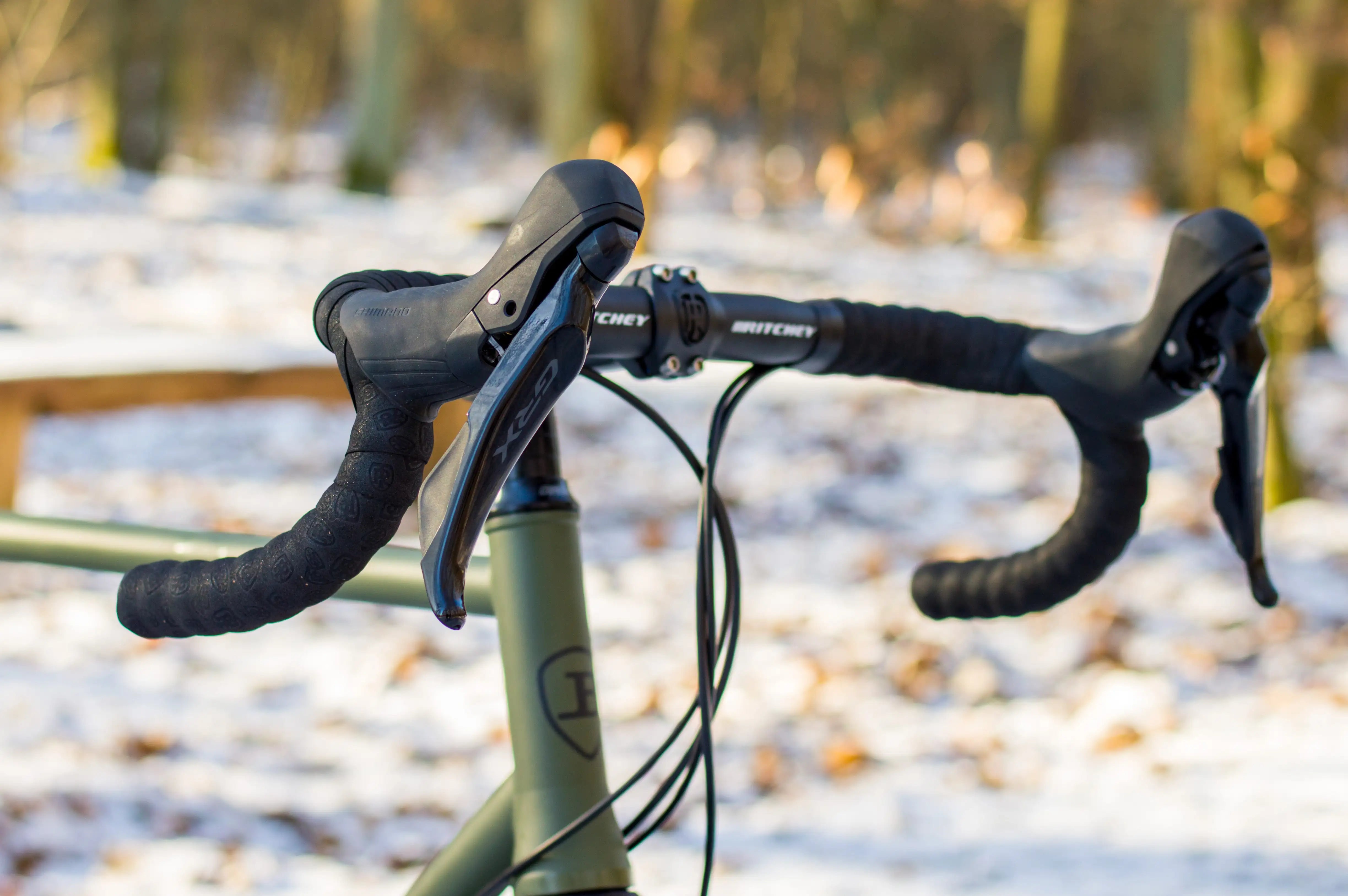 JUST BIKES JB04 GRAVEL BIKE WITH SHIMANO GRX-RX400 2x10 OLIVE GREEN