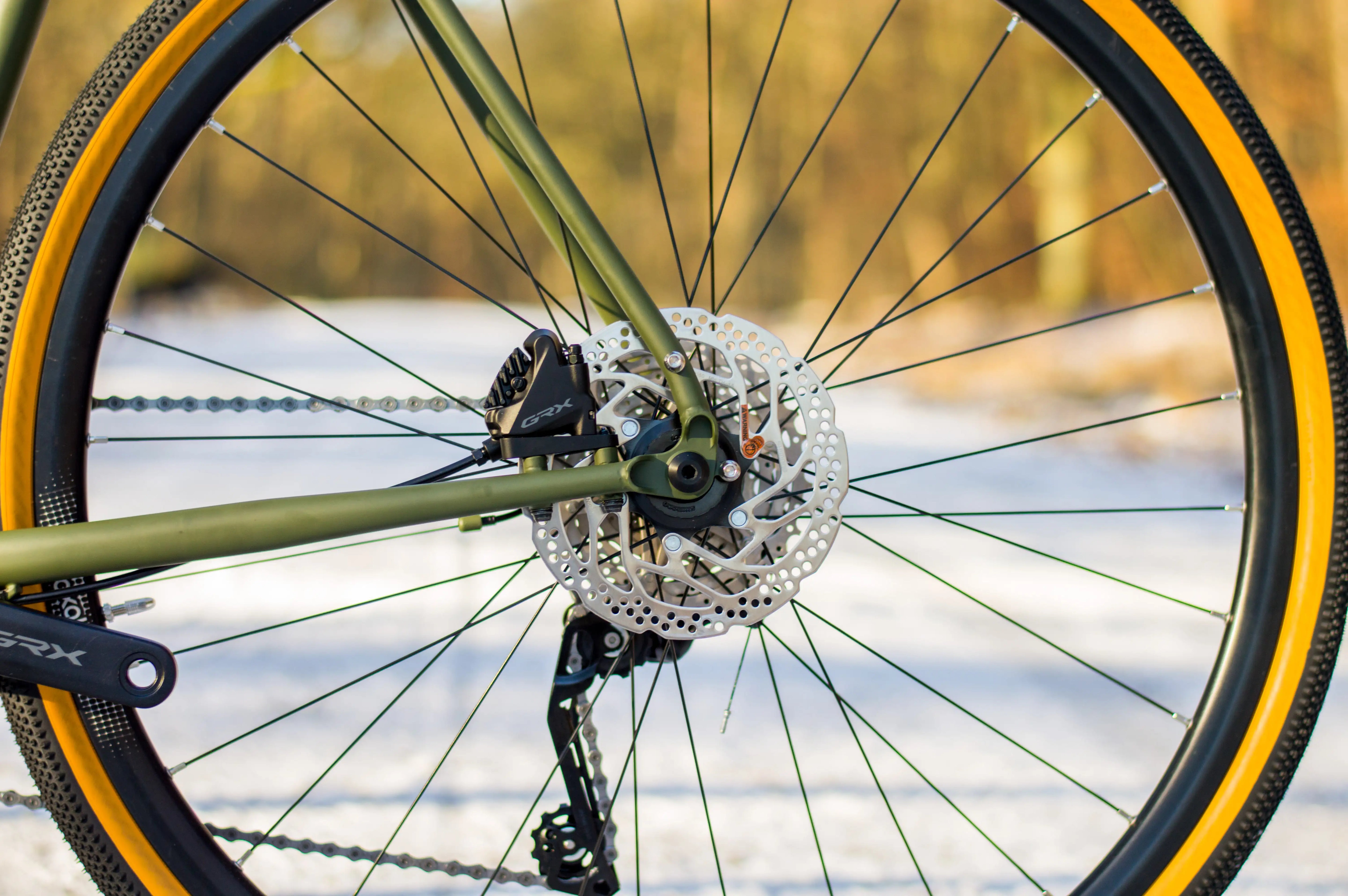 JUST BIKES JB04 GRAVEL BIKE WITH SHIMANO GRX-RX400 2x10 OLIVE GREEN
