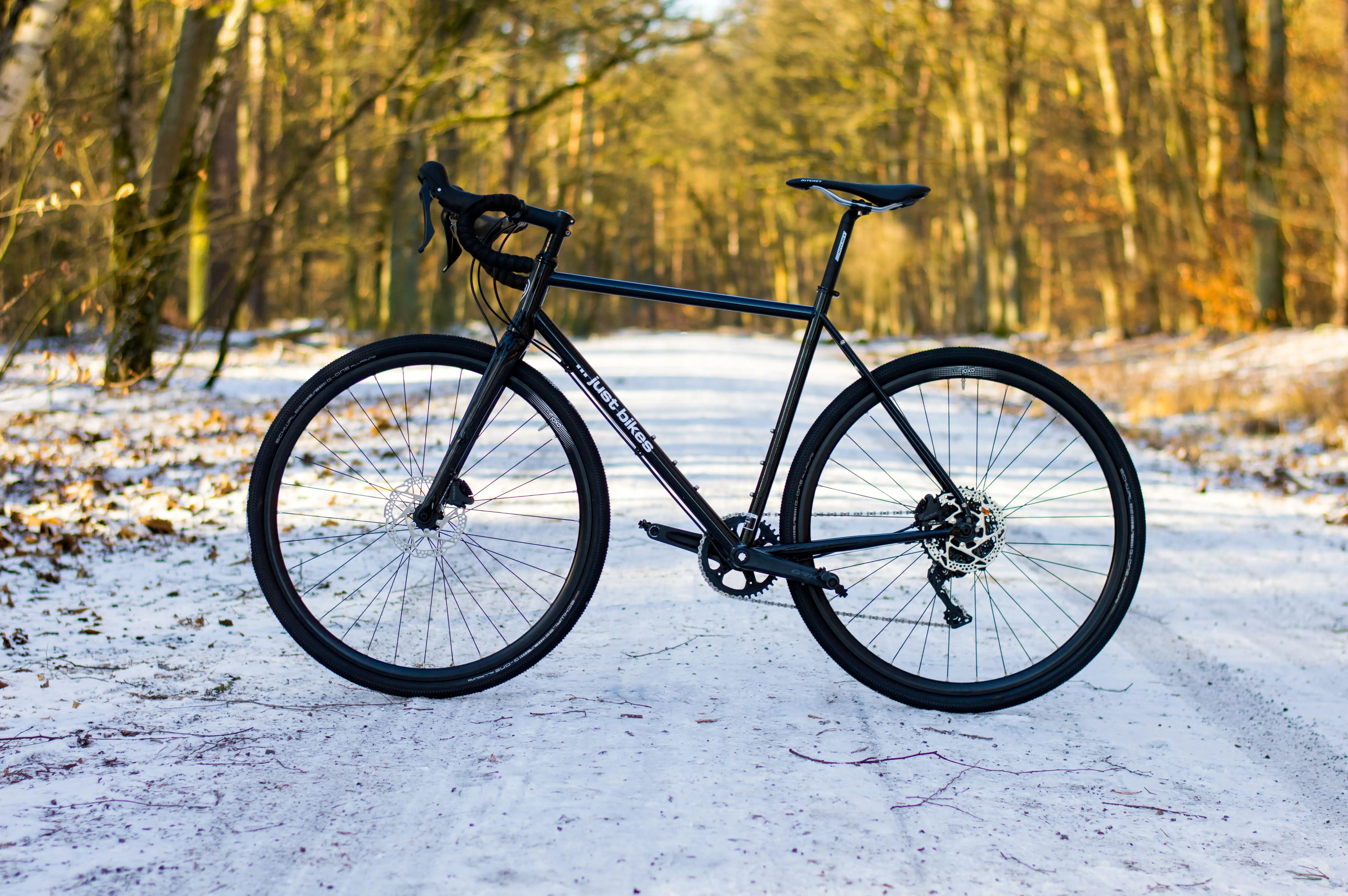 Just Bikes JB04 GRAVEL BIKE WITH SHIMANO GRX-600 BLACK