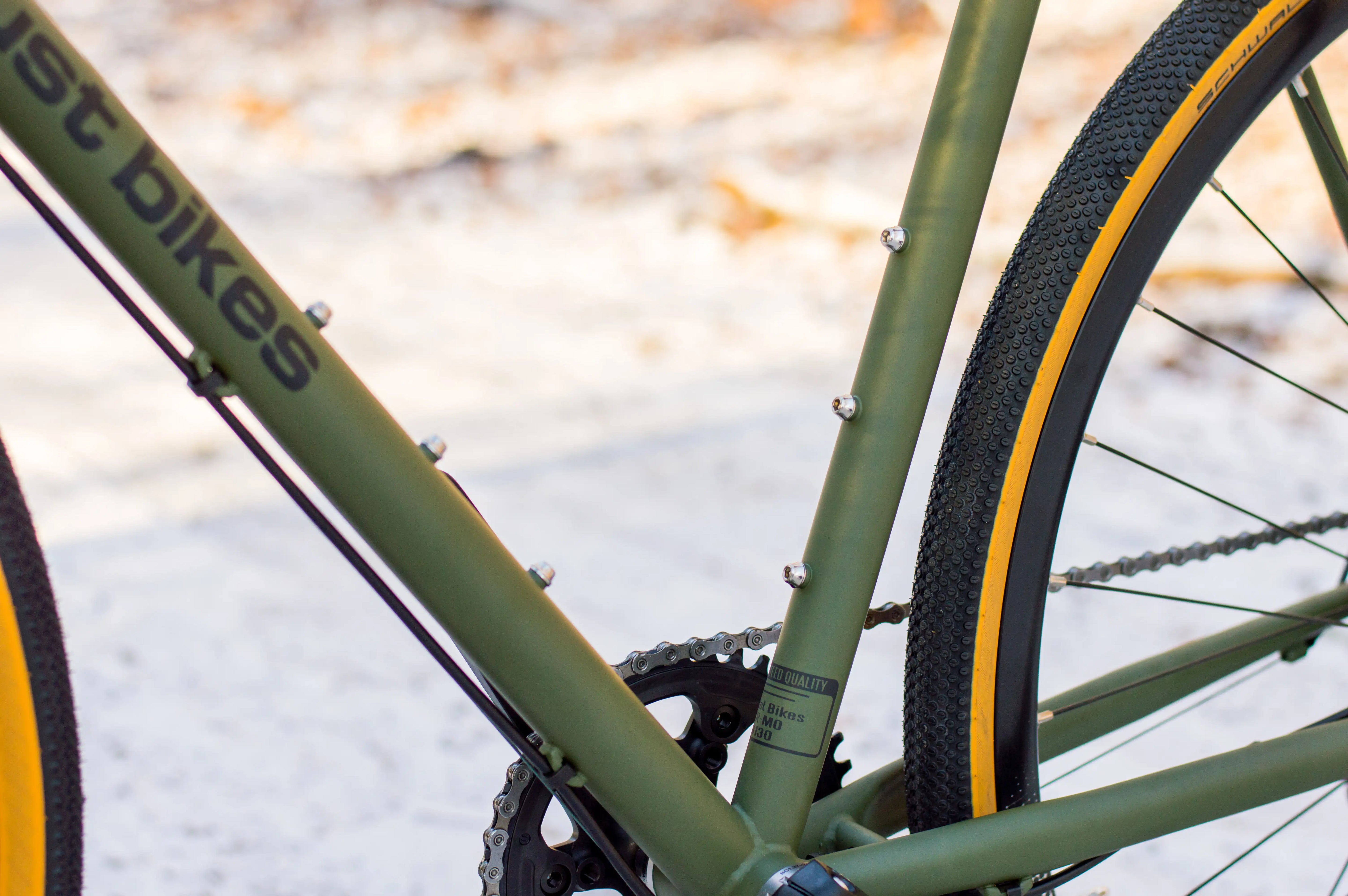 JUST BIKES JB04 GRAVEL BIKE WITH SHIMANO GRX-600 OLIVE GREEN