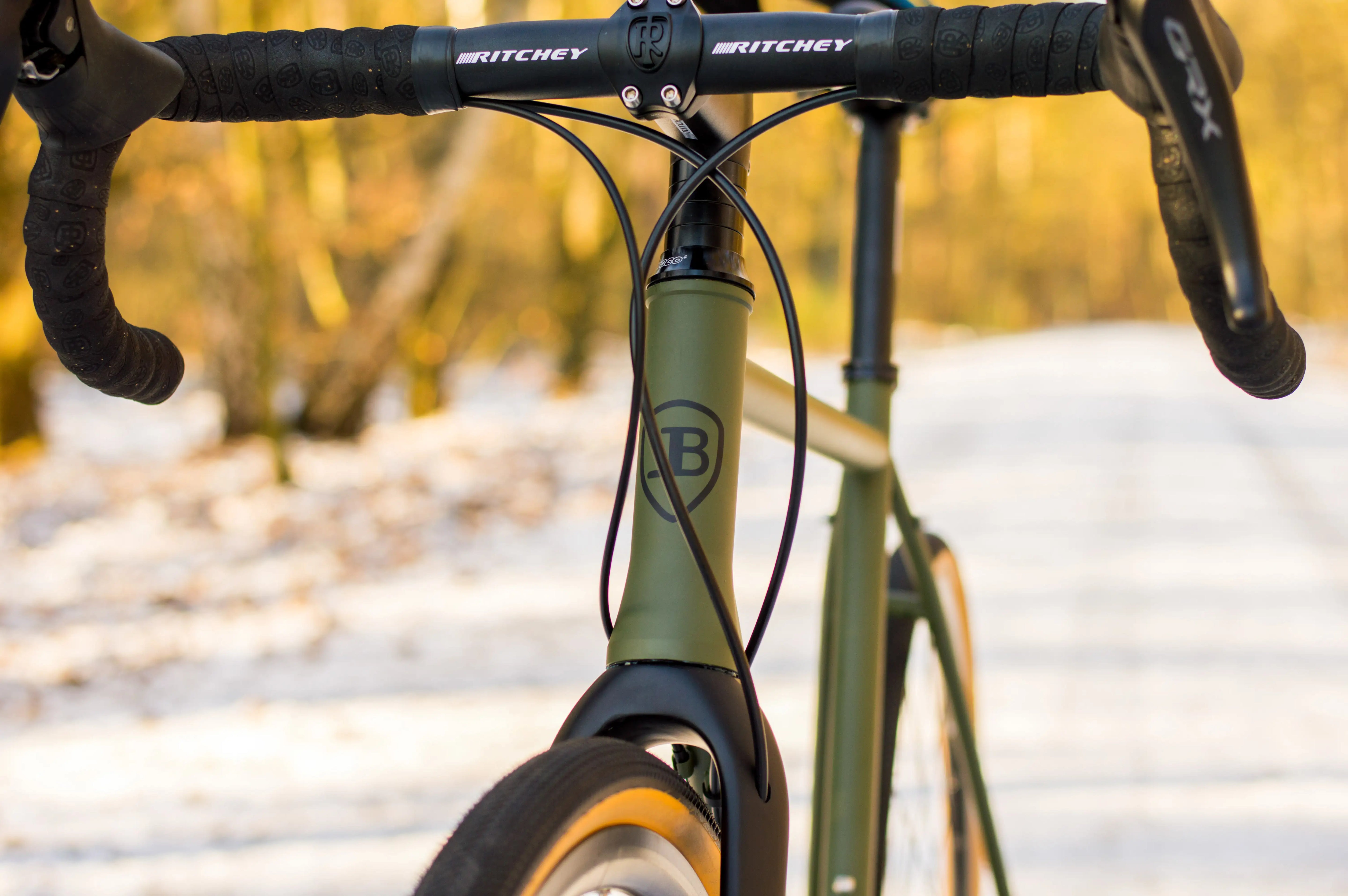 JUST BIKES JB04 GRAVEL BIKE WITH SHIMANO GRX-600 OLIVE GREEN