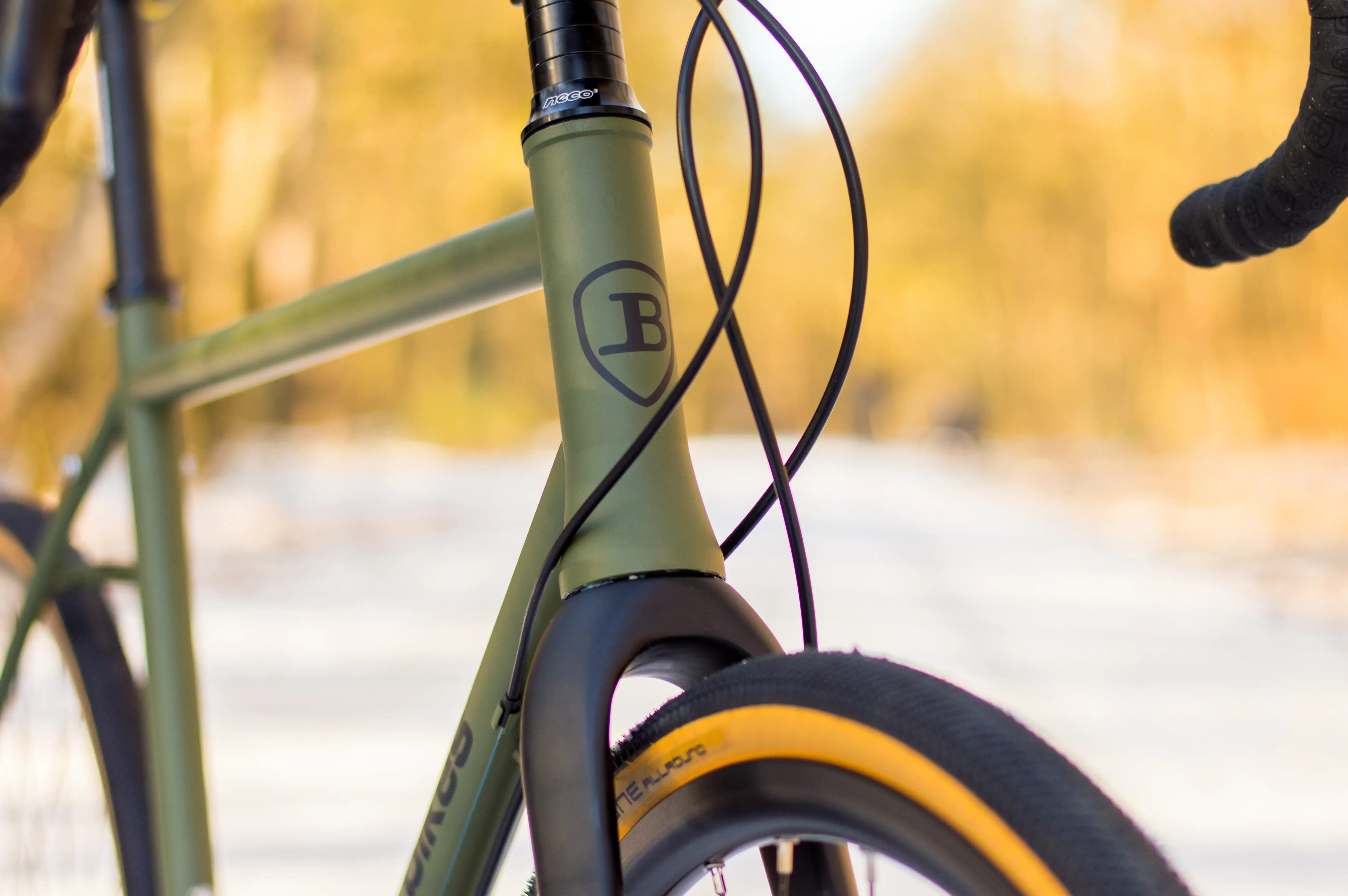 JUST BIKES JB04 GRAVEL BIKE WITH SHIMANO GRX-600 OLIVE GREEN