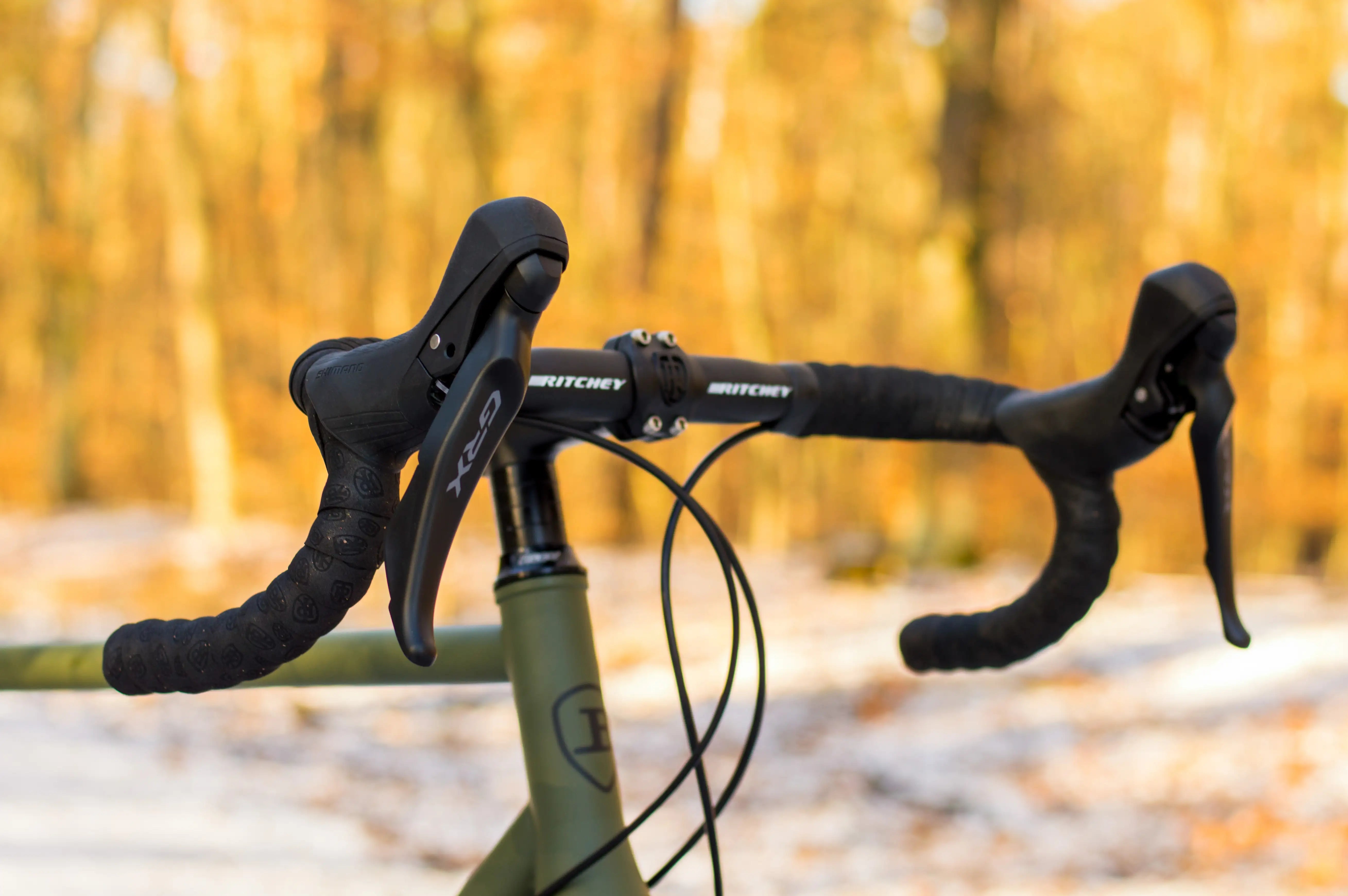 JUST BIKES JB04 GRAVEL BIKE WITH SHIMANO GRX-600 OLIVE GREEN