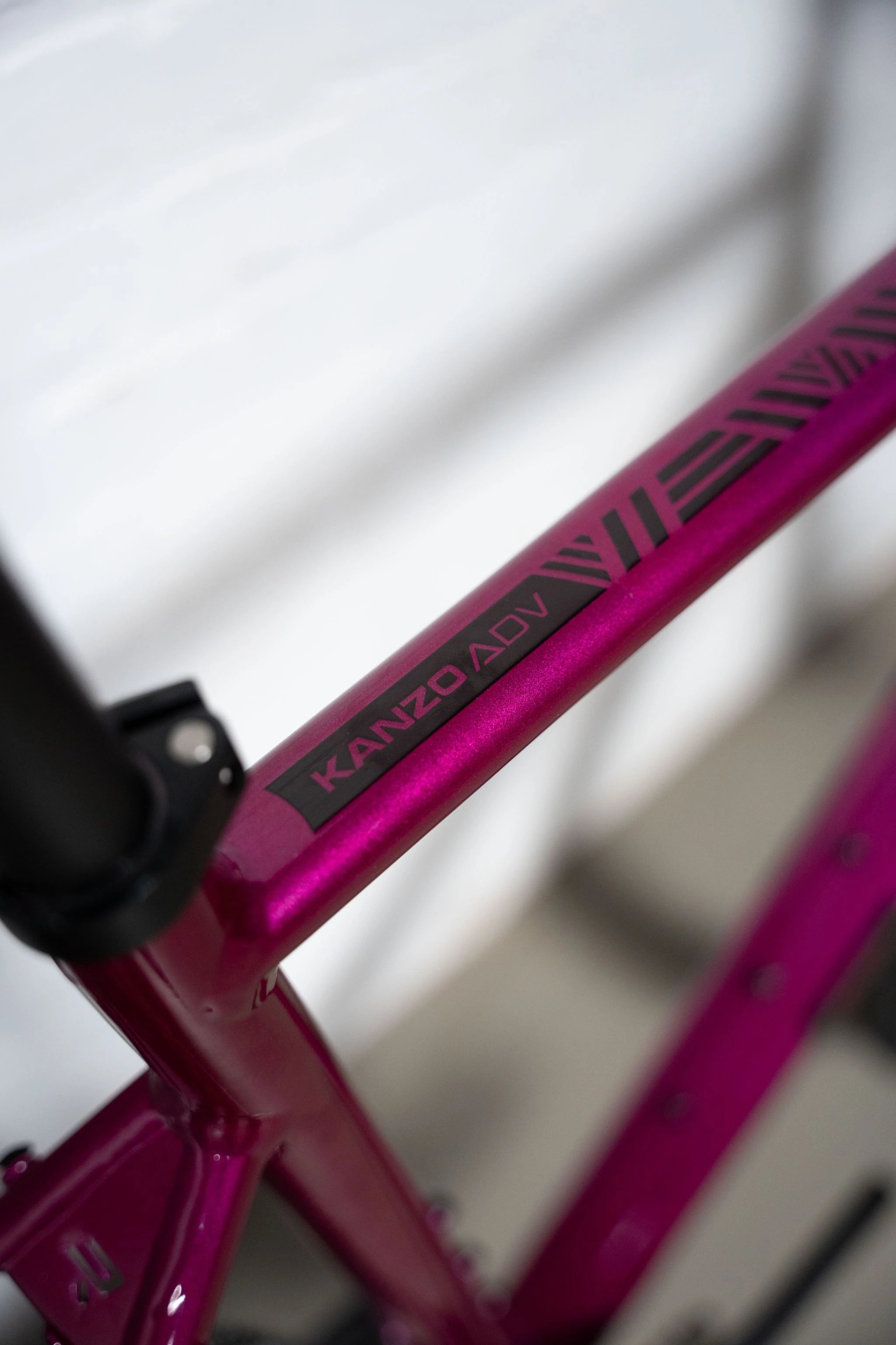 Ridley Kanzo Adventure Alu Gravelbike Shimano GRX-400 2x10 Jazzberry Jam Metallic/Black