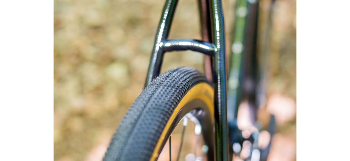 JUST BIKES JB04 GRAVEL BIKE WITH SHIMANO GRX-RX400 BLACK