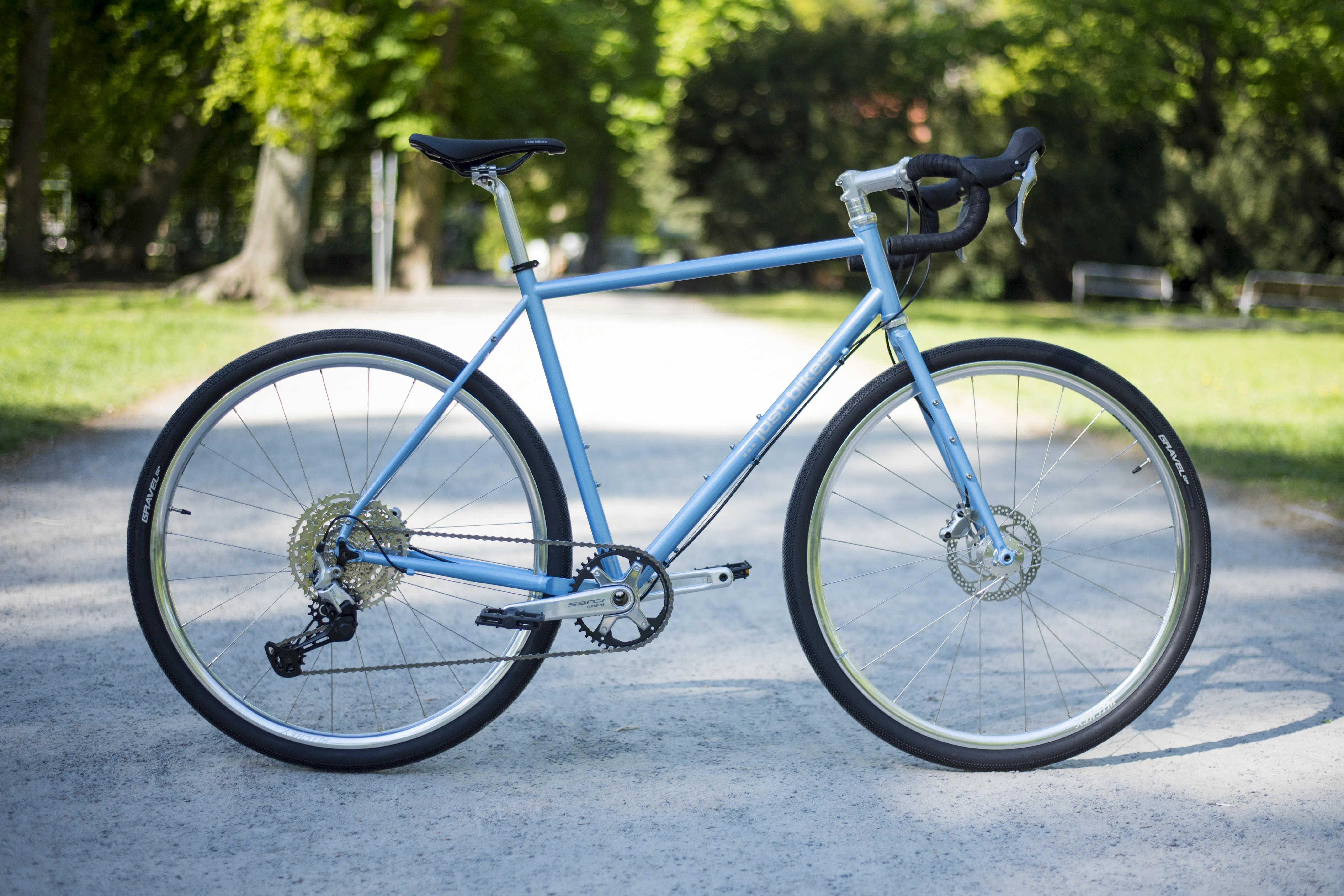 JUST BIKES JB06 GRAVEL BIKE WITH SHIMANO GRX-600 British Racing Green