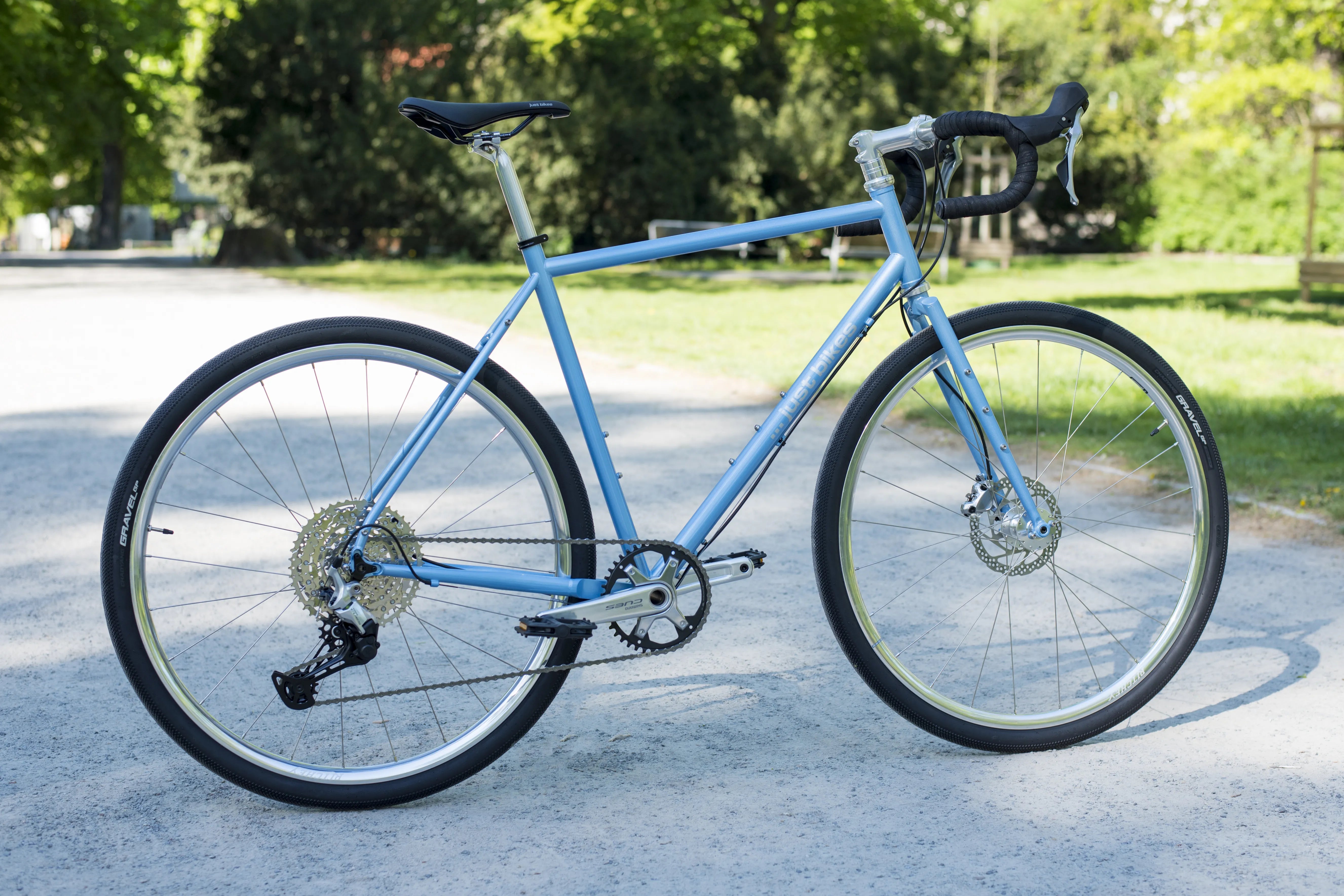 JUST BIKES JB06 GRAVEL BIKE WITH SHIMANO GRX-600 British Racing Green
