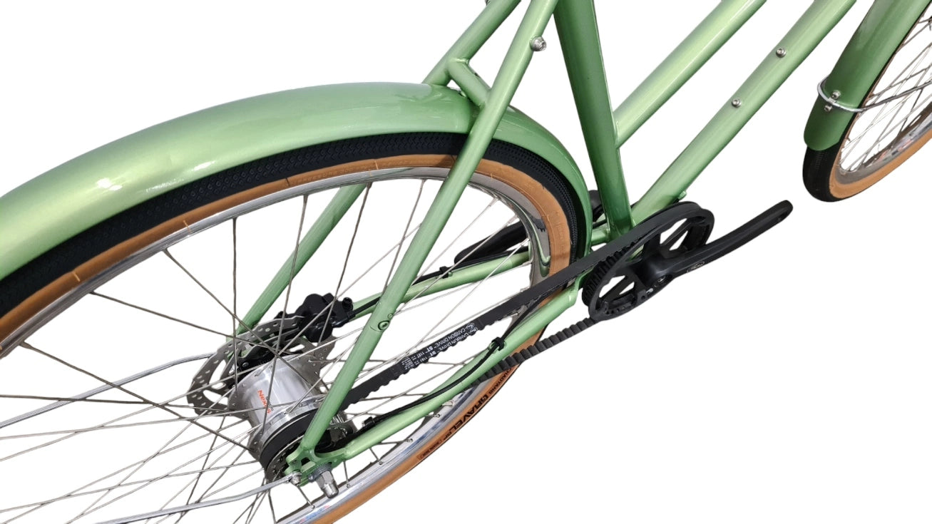 Marilutz Urban- Citybike Riemenantrieb Gates Nexus 7-Gang Scheibenbremse Olive Grün